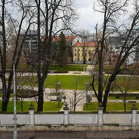 Apartment Presidential Palace - Historic & Old Town Bratislava